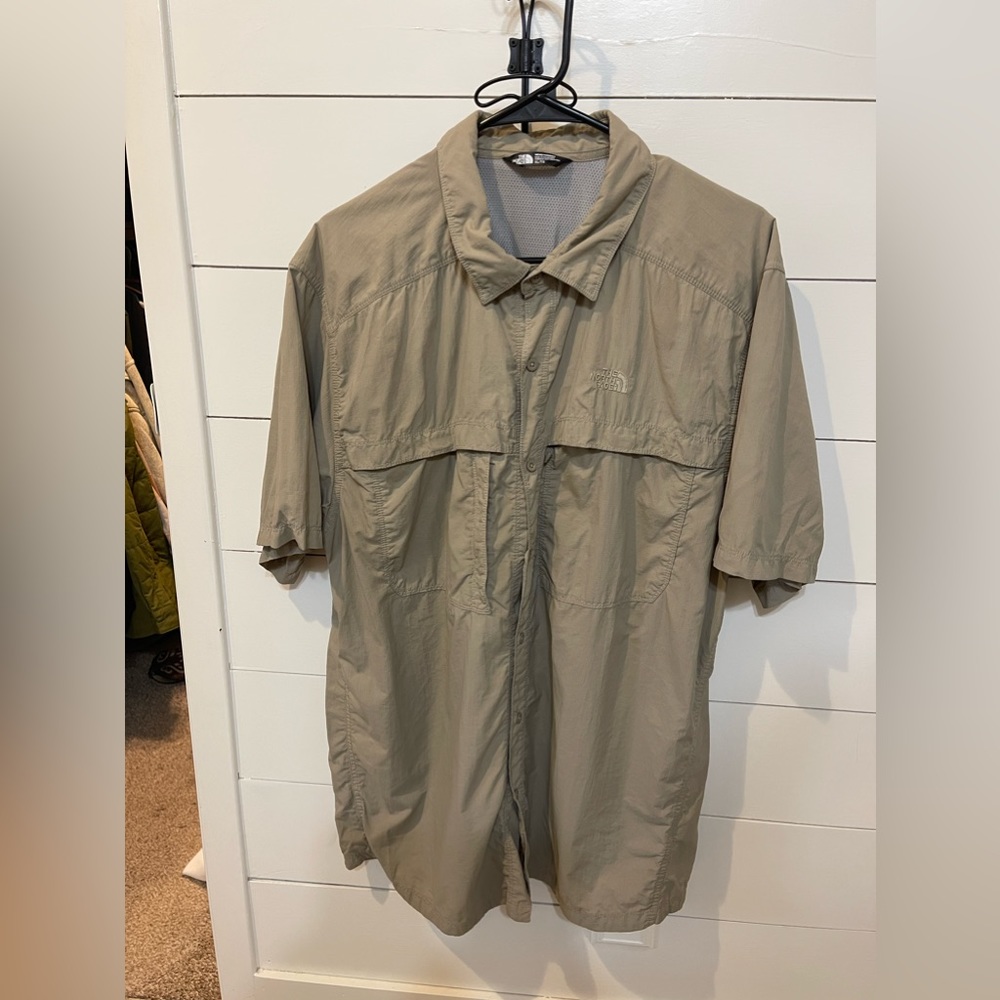 Men’s The North Face Short Sleeve Fishing/Hunting Shirt